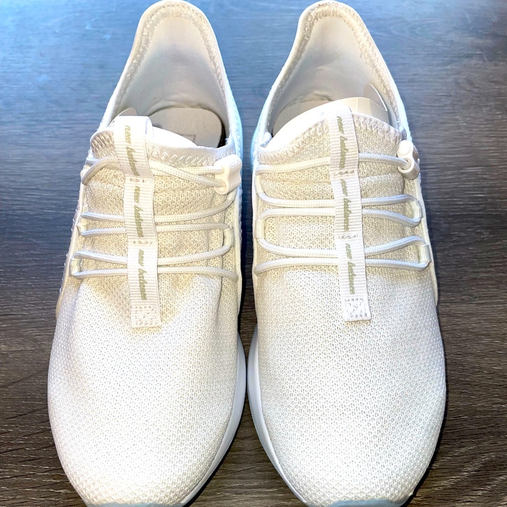 New balance no lace athletic shoes